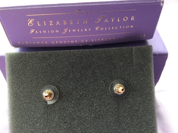 Unique Elizabeth Taylor  collection of Vintage Ob… - image 10