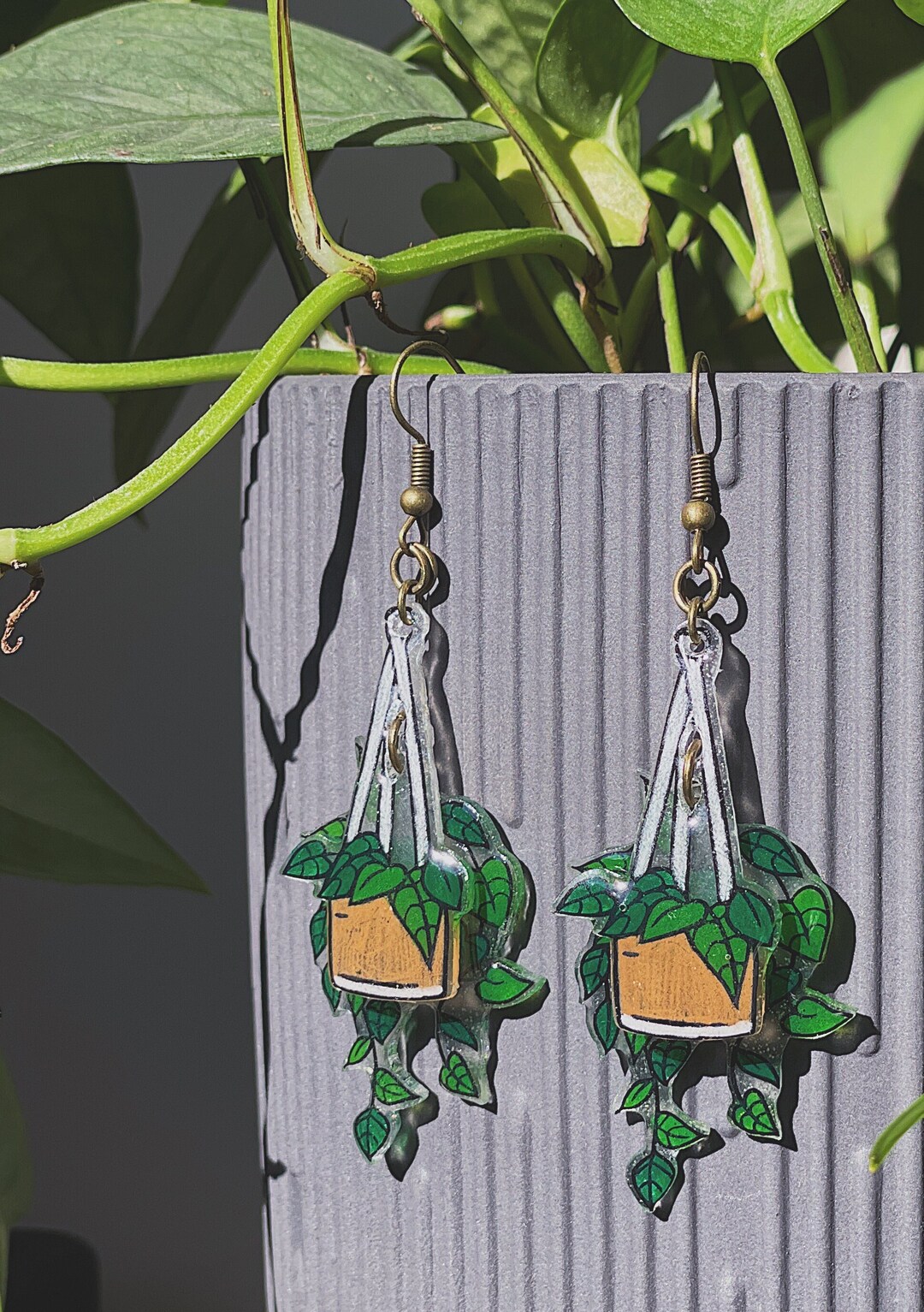 Satin Pothos Leaf Earrings
