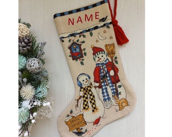 Afgewerkte kruissteek kerstsok Personalisatie Kerstcadeau van NatalieARTEmbroidery.