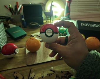 Poke-ball / DBZ herb grinder