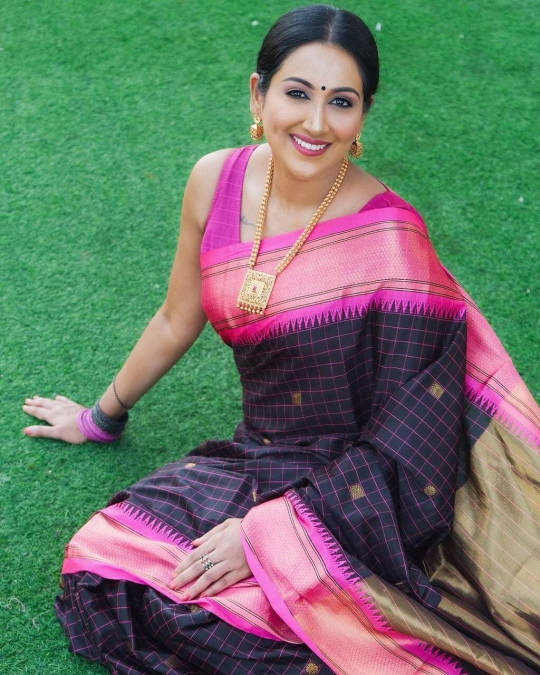 Beautiful Indian Soft Silk Saree for Women Designer picture