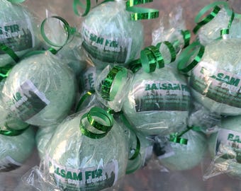 BALSAM FIR Christmas Bath Bomb | Large 5 oz Winter Holiday Tub Fizzy | Evergreen Scented Stocking Stuffer Gift | Pine Forest Theme Bath Trea