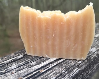 Mydło w kostce OATMEAL MILK & HONEY | Perfumowane mydło rzemieślnicze z surowym miodem | Roślinny środek do mycia ciała | Przyjemna, kremowa kostka mydła