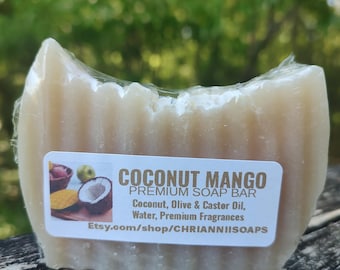 Pain de savon artisanal à la noix de coco et à la mangue - Savon maison parfumé pour la plage tropicale - Mousse crémeuse et nettoyante en douceur