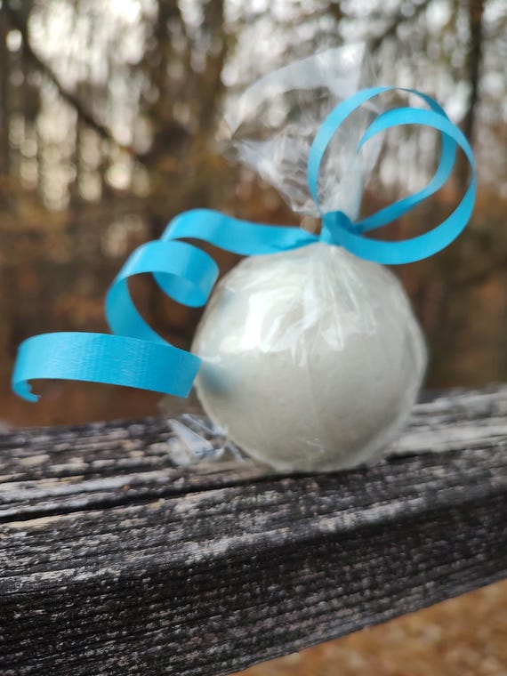 UNSCENTED BATH BOMB • Fragrance Free & Color Free • Large 5oz Pure Bath Fizzer • No Dyes No Scent • Minimalist Bath Soak Gift