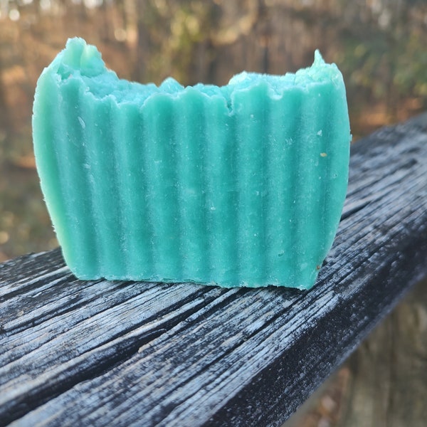 PINE FOREST Premium Homemade Soap Bar made with Pine Essential Oil