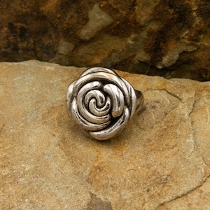 Roosvormige Sterling Zilveren Ring