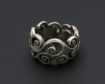 Swirl Carved Statement Ring in 925 Sterling Silver | Maat 6 3/4