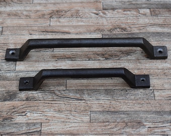 1x Rustic Cast Iron Door Pulls - Handmade Cabinet handle - Vintage Style Farmhouse, Screen, Drawer Decor