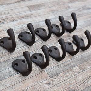 10pcs Vtg Cast Iron Hat Coat Pan Pot Hanging Hooks Cup Hook Acorn Tip Kitchen HOOK HANGER Hardware Tools Farm Barn House Decor