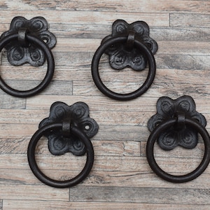 4Pcs Vtg Cast Iron Drawer Cabinet Cupboard Door Gate Ring Pull Drop Flower Back Plate Chest Handles Knocker Knob Farm Barn House Decor