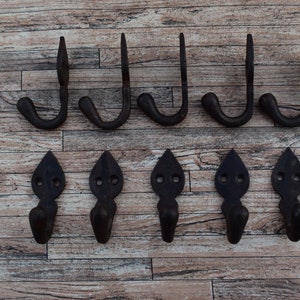 10pcs Vtg Cast Iron Hat Coat Pan Pot Hanging Hooks Cup Hook Acorn Tip Kitchen HOOK HANGER Hardware Tools Farm Barn House Decor