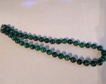 Malachite bead necklace