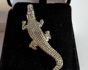 Sterling Silver Alligator pendant