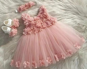 Hermosos vestidos de cumpleaños para bebés.