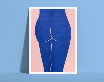 Può includere: Una silhouette blu di un sedere su uno sfondo rosa. La firma dell'artista, Roos Beeldt, è in basso a destra.