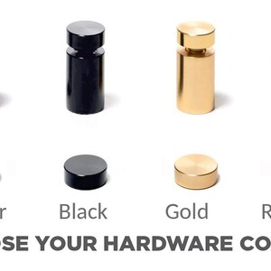 Pode incluir: Quatro op&ccedil;&otilde;es de ferragens met&aacute;licas de diferentes cores para pendurar uma placa ou uma imagem. As op&ccedil;&otilde;es s&atilde;o prata, preto, ouro e ouro rosa.