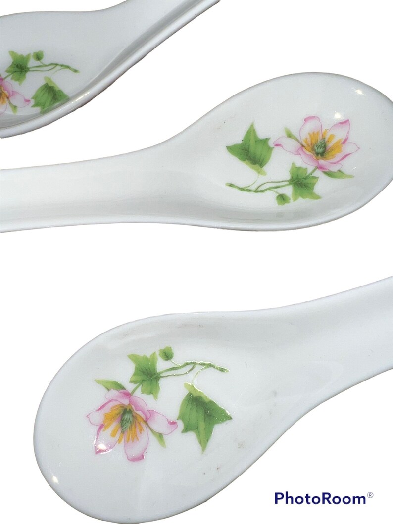 Soup Spoons Ceramic Asian Soup Spoon Set White Lotus Flower Floral