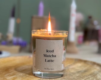 ICED MATCHA LATTE – scented candle in a glass with cotton wick | Matcha scent & vanilla | gift idea, wellness, vegan candle, sustainable decoration