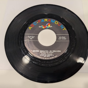 Poni-Tails "Seven Minutes In Heaven / Close Friends" Vinyl 7" Single (1958 Doo-wop; EX+ side A / strong VG+ side B)