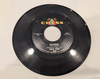 Single vinyle 7" "Nadine (Is It You ?) / O Rangutang" de Chuck Berry (Chess Records 1964 ; disque EX ; sympa !)