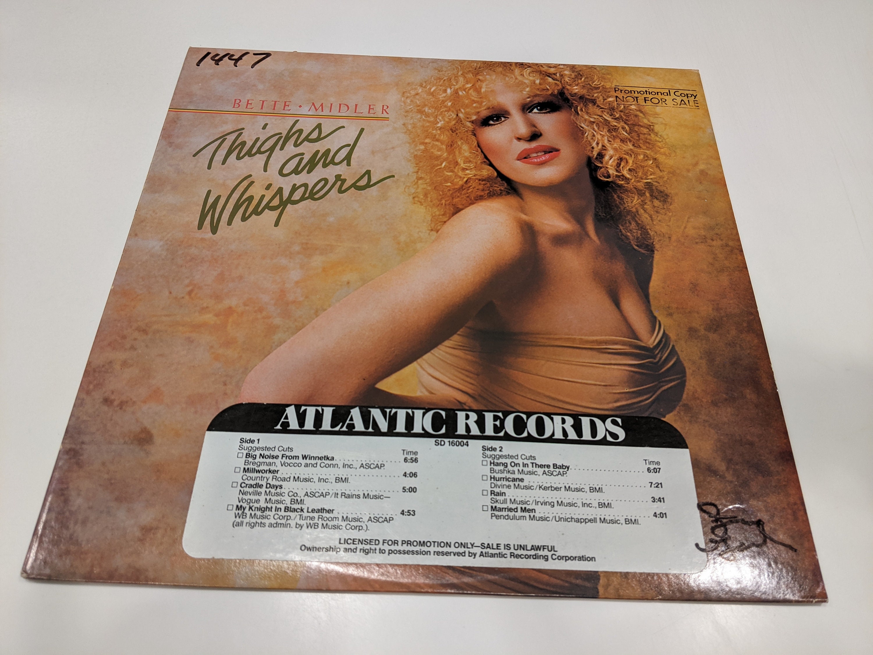 Bette Midler 