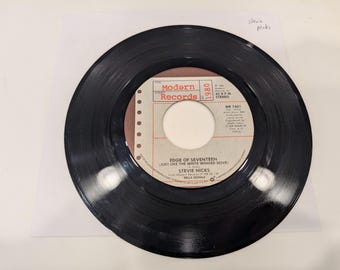 Stevie Nicks "Edge of Seventeen / Edge of Seventeen (Unreleased Live Version)" Vinyl 7" Single (strong VG+ side A / EX side B)