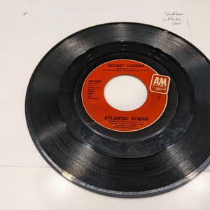 il_300x300.6228717031_n210.jpg