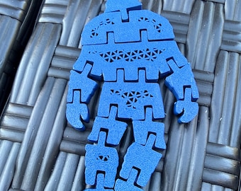 Articulated 3D Printed Bigfoot Keychain – Unique Collectible, Handmade, Poseable Accessory