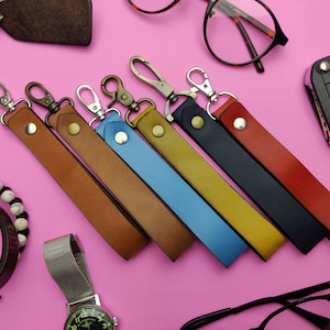 Personalized leather wristlet | Name Wrist Keychain