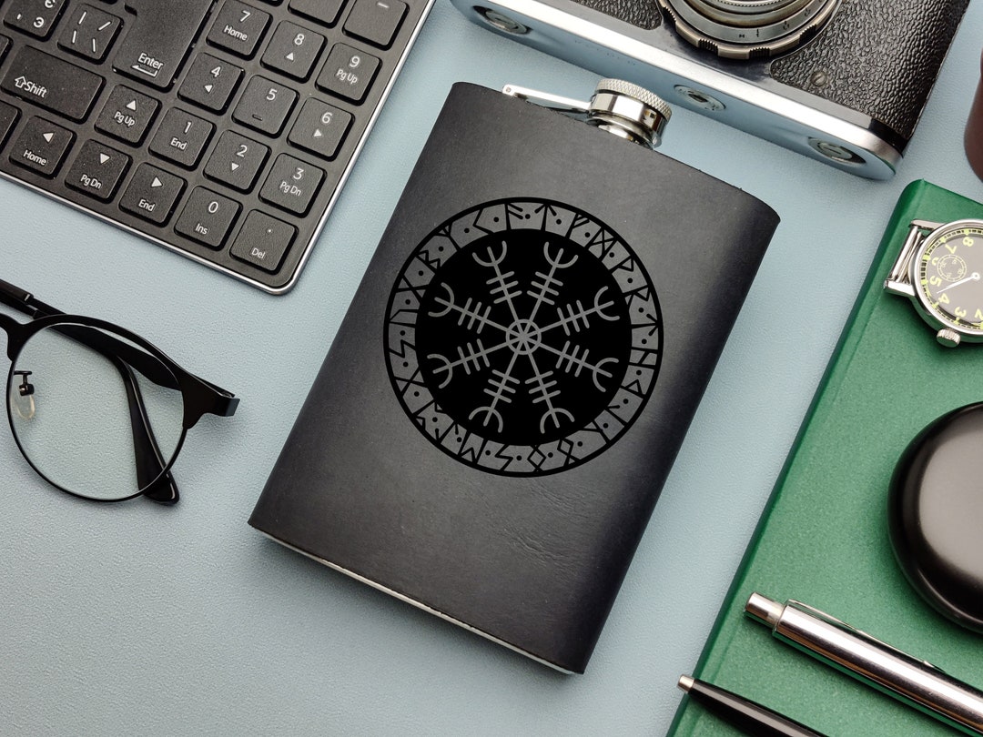 Celtic Norse Viking Vegvisir Compass Navigation Nordic Pagan Galdrastav ...