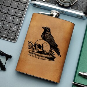 Raven Moon Skull Potion Bird Dark Side 666 Abadon Devil Demon Goth Wizard Magic Leather Custom Trip Groom Steel Hip Flask Xmas Birthday Gift