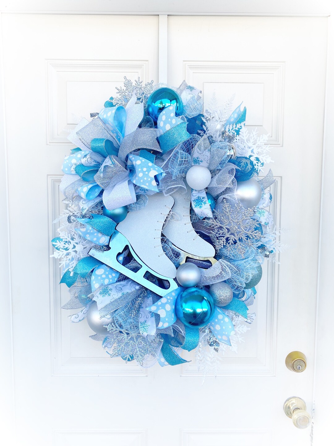 Winter Wreath With Ice Skates for Front Door, Winter Wreath for Door