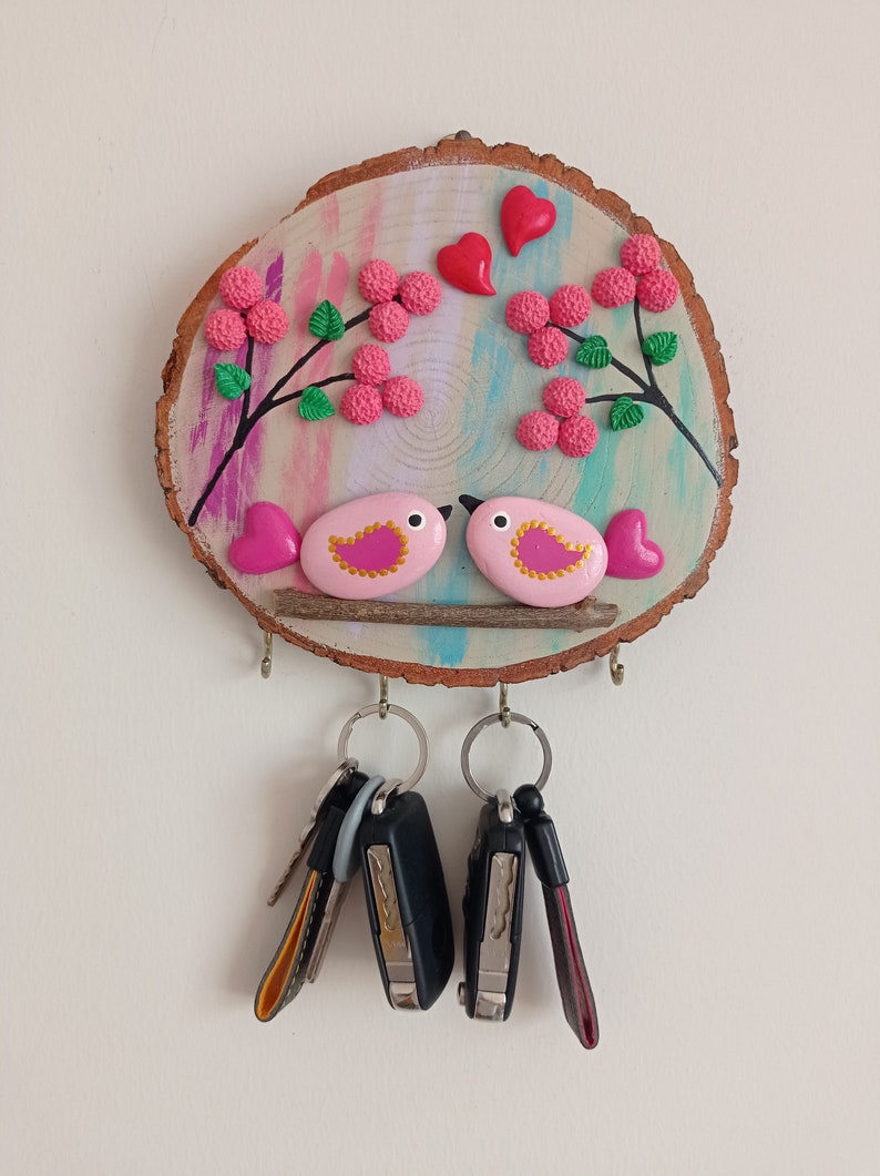 Unique Key Stand Modern Unique Wooden Key Holder, Ocean-rolled Painted Stone Wood Key ...