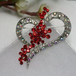 Vintage Rhinestone Valentine's Day Hollow Heart Pin Brooch, Valentine's Day Jewelry Gift For Her