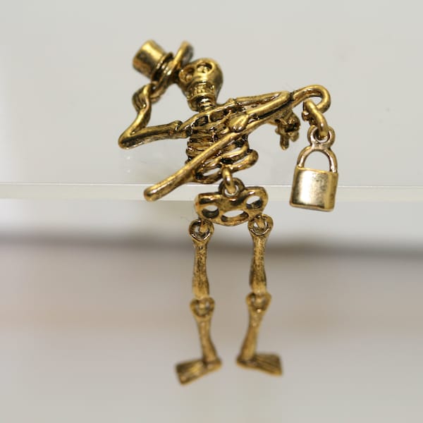 Vintage Jewelry Adorable Antique Gold Tone Moveable Skeleton Halloween Pin Brooch