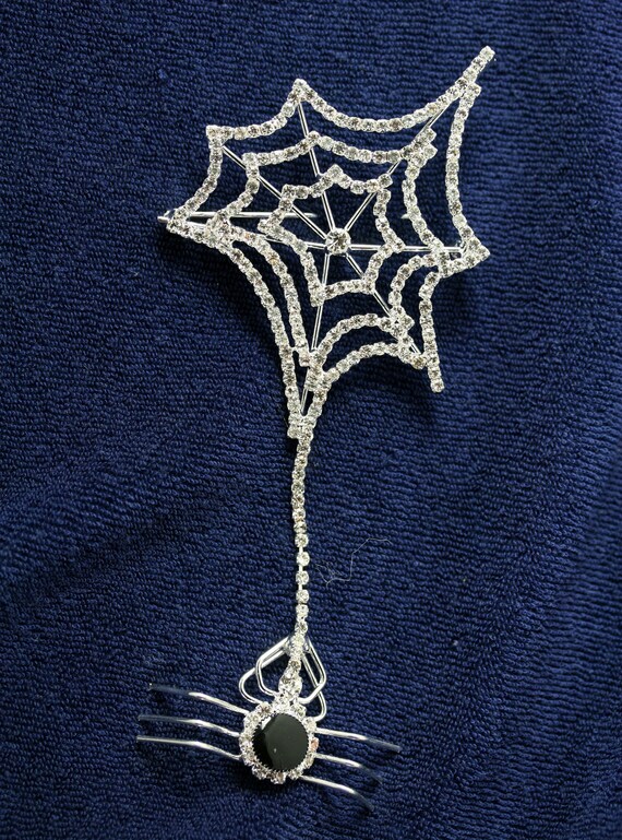 Halloween Vintage SPIDER & WEB Rhinestone Brooch,… - image 3