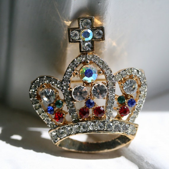 Bellini queen's crown pin - 1970s vintage brooch