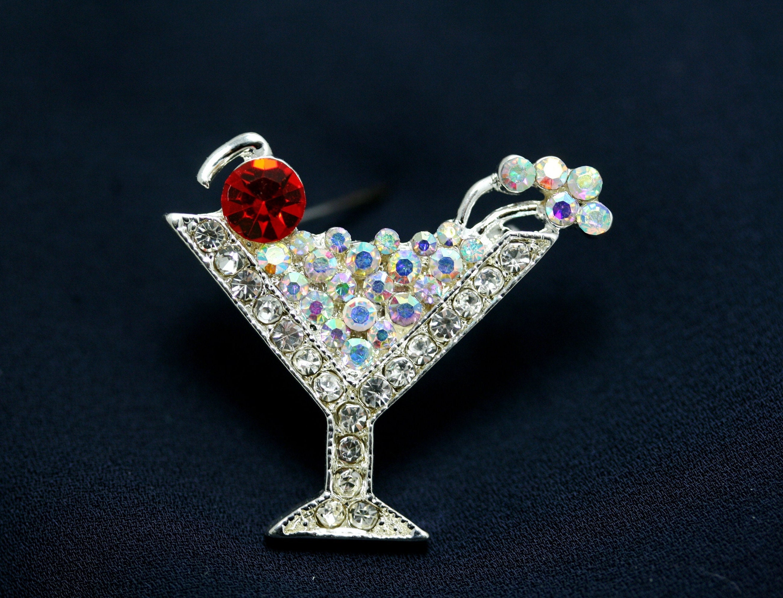 Martini brooch deals