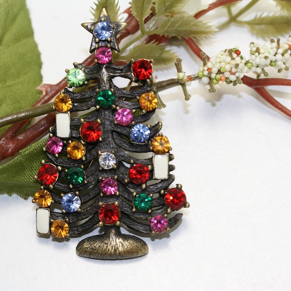 Vintage Rhinestone Christmas Tree 3 Candles & Star Brooch Pin