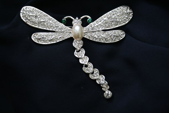 Large Vintage Rhinestone Dragonfly Brooch  with A… - image 3