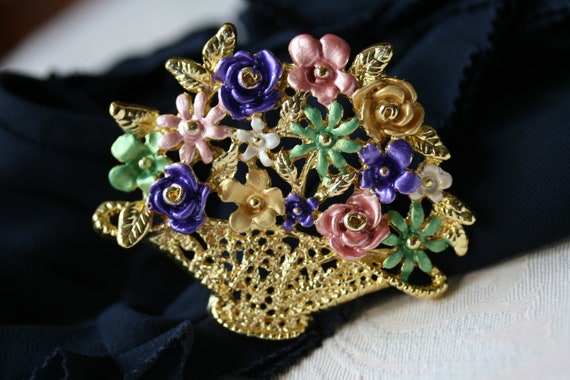 Vintage flower basket brooch enameled pastel flow… - image 1