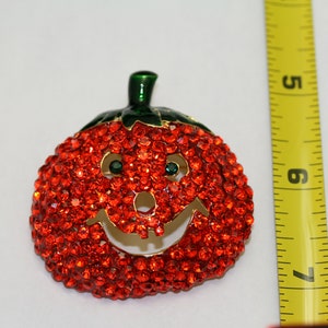 Large Rhinestone Halloween Pumpkin Brooch Pin, Fashion Costume Holiday Jewelry, Crystal Pumpkin Brooch Pin image 3
