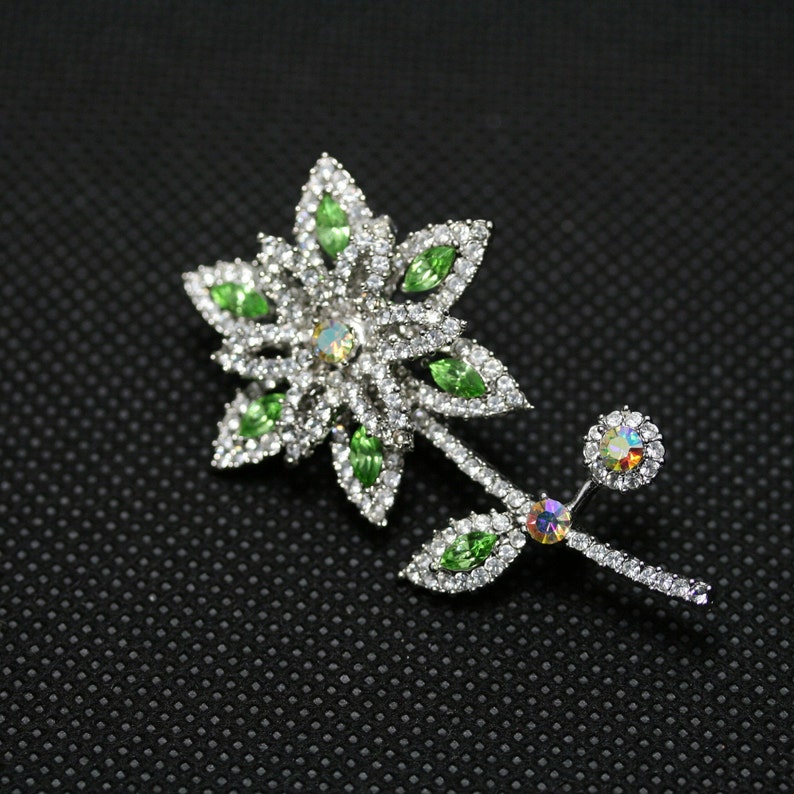Vintage Rhinestone Daisy Flower Brooch Pin