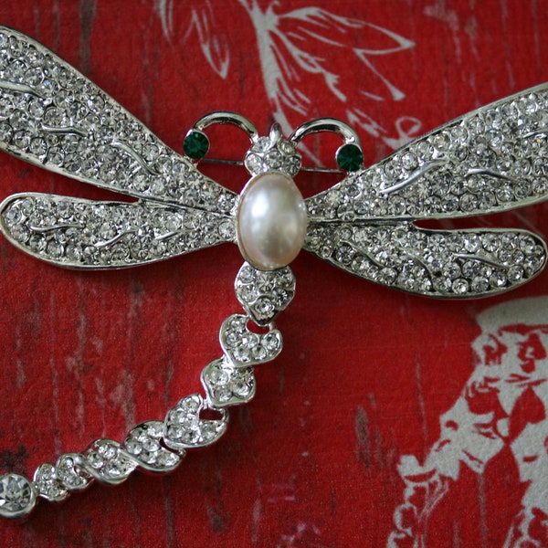 New Arrival Women Elegant Crystal Dragonfly Luxury Pins Brooch
