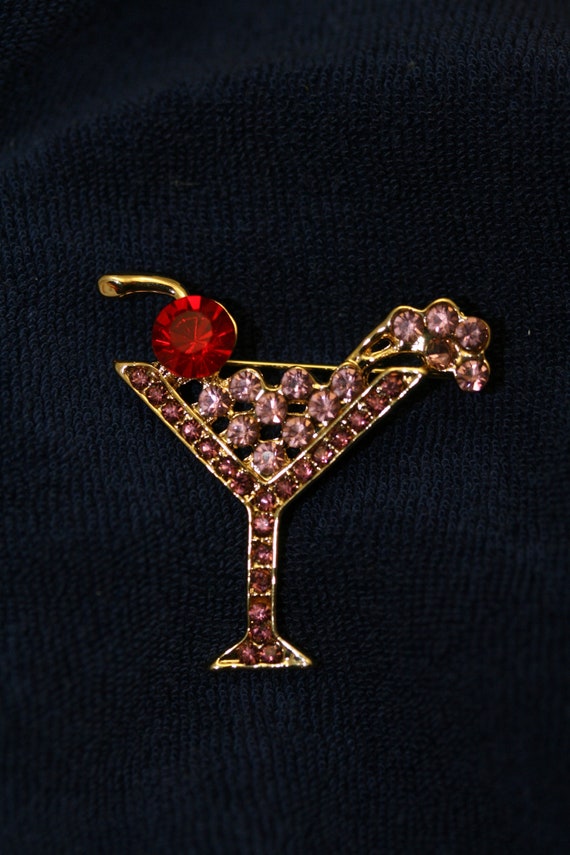 Spilla per bigiotteria con cristalli rosa per cocktail party in vetro  Martini con strass -  Italia