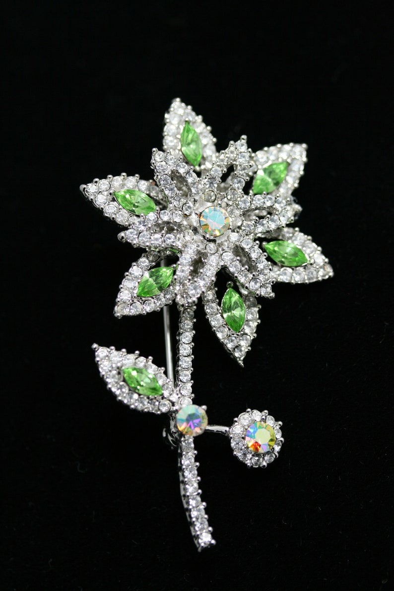 Vintage Rhinestone Daisy Flower Brooch Pin