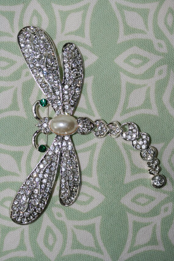 Large Vintage Rhinestone Dragonfly Brooch  with A… - image 5