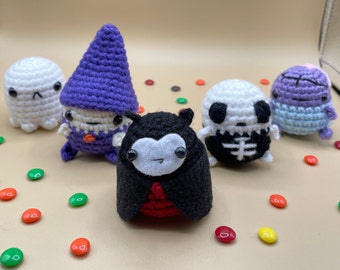 Halloween characters crochet plush dolls | Spooky Halloween handmade crochet | Handcraft Halloween Vampire plush | Amigurumi Halloween gift