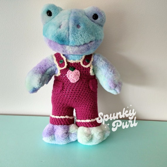 Winnie Overalls - Crochet Pattern - Frog Overalls - Stuffed Animal Clothes - Dungarees - Doll Outfit - DIY Clothing